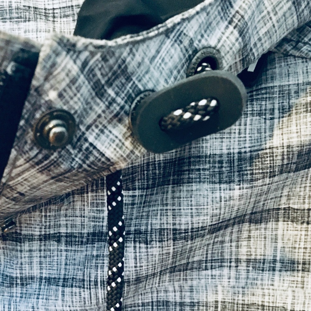 Helly Hansen Ladies Hooded Rain Coat - Picture 6 of 8